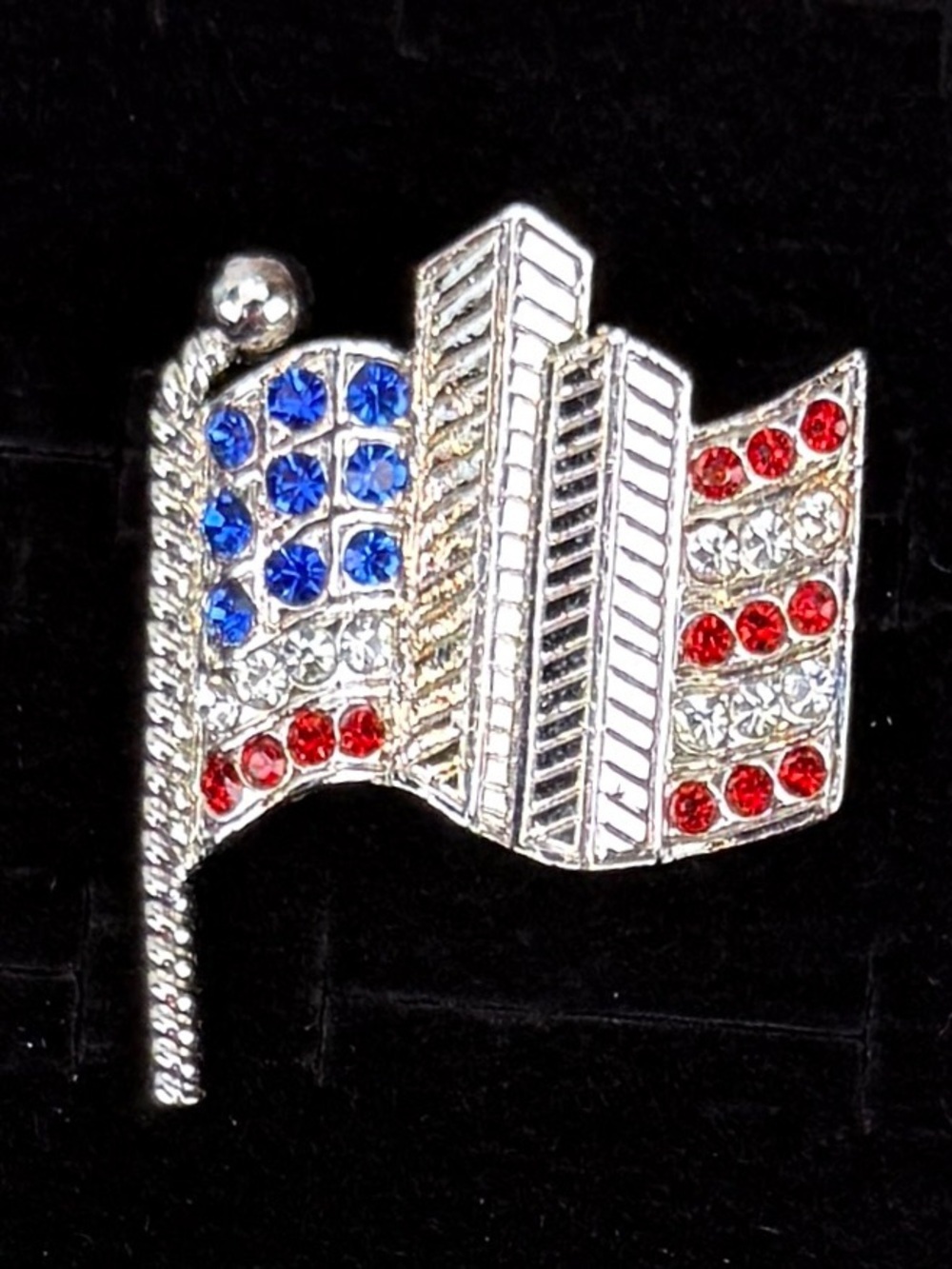 Vintage American Flag Goldtone Brooch Red White Blue Rhinestones